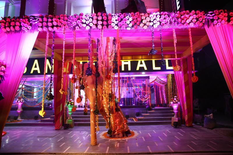 Hotel Taru Inn Ghaziabad Esterno foto